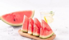 夏季吃瓜伤脾